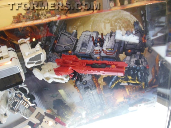 BotCon 2013   Transformers SDCC Images Gallery Metroplex, G1 5 Pack, Shockwaves' Lab  (51 of 101)